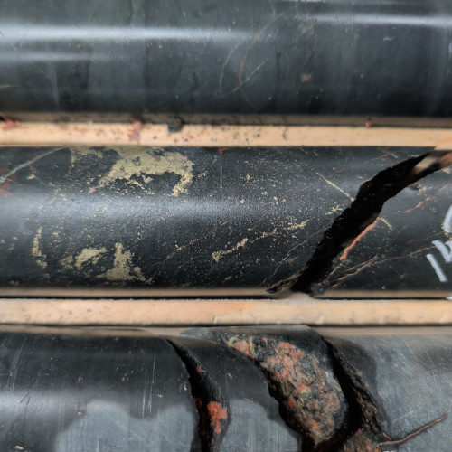 2.225% Cu, 0.126 g/t Au, 6.7 g/t Ag from 142.98 m to 143.76 m